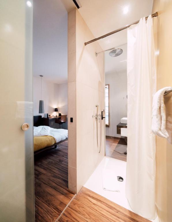 Blue City Boutique Hotel Baden Bagian luar foto